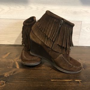 Minnetonka Moccasin Chocolate Double Fringe Wedge